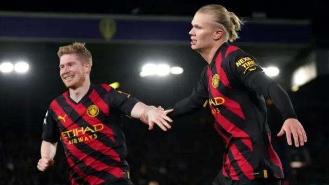 博主：古加凌晨离开北京，国安工作人员及部分北京球迷送机（博主称古加凌晨启程离京，国安工作人员与部分北京球迷到场送别）