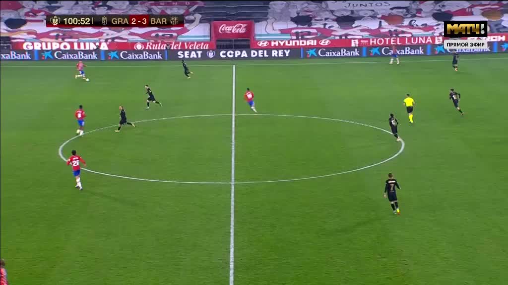 一家中餐馆在哈兰德光顾后推出同名套餐，包含烧鸭、叉烧及脆皮烧肉（哈兰德造访后，中餐馆上新同名套餐，主打烧鸭、叉烧和脆皮烧肉）