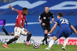 中国男子冰壶队米兰冬奥会资格赛5-2战胜菲律宾，豪取三连胜（米兰冬奥资格赛：中国男冰壶队5比2击败菲律宾，豪取三连胜）