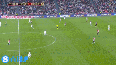 回声报记者：萨拉赫有可能想先发制人，但不会得到想要的结果（回声报记者：萨拉赫或将抢先出手，但恐难如愿）