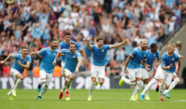 阿森纳0-1热刺，萨尔超远吊射制胜，哲凯赖什首秀，里沙利松失良机（热刺1-0阿森纳：萨尔中场吊射制胜，哲凯赖什上演首秀，里沙利松浪费良机）