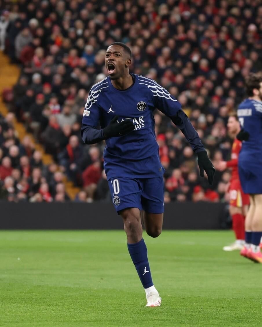 中超：山东泰山客场2-0完胜青岛队（中超：山东泰山客场两球零封青岛队）