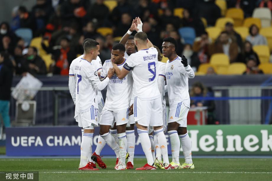 博尼：大胜是全队功劳；迪乌夫正在向所有人展示他的巨大价值（博尼：大胜属于全队；迪乌夫正向世人证明其巨大价值）