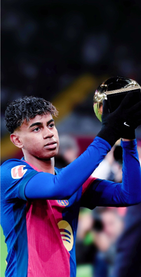 萨拉赫缺阵利物浦争议点球告负，球员称判罚牵强（萨拉赫缺阵之际利物浦折戟争议点球，球员直指判罚牵强）