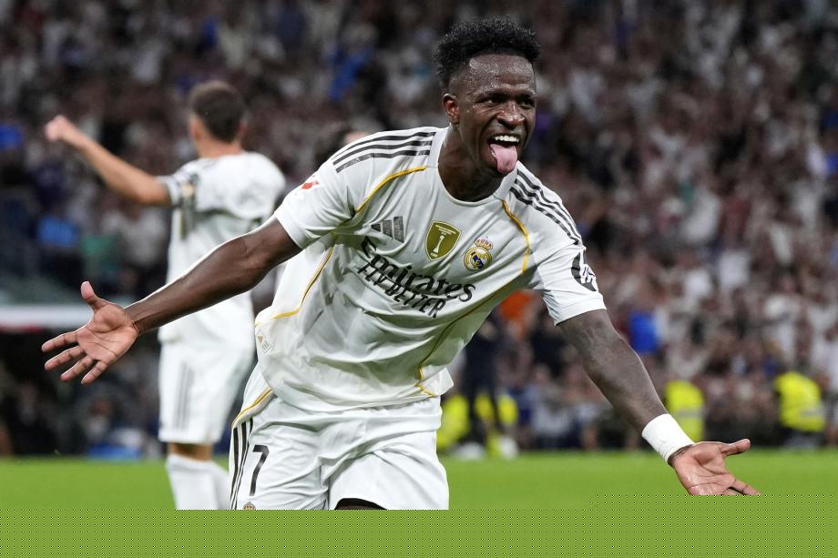 足协杯决赛门票共3.2万张，分区可能会根据售票情况调整（足协杯决赛投放3.2万张门票，分区或随售票情况调整）