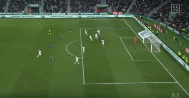 记者：在安古伊萨伤势确定后，那不勒斯立即瞄准了弗拉泰西（记者：安古伊萨伤情敲定后，那不勒斯火速锁定弗拉泰西）